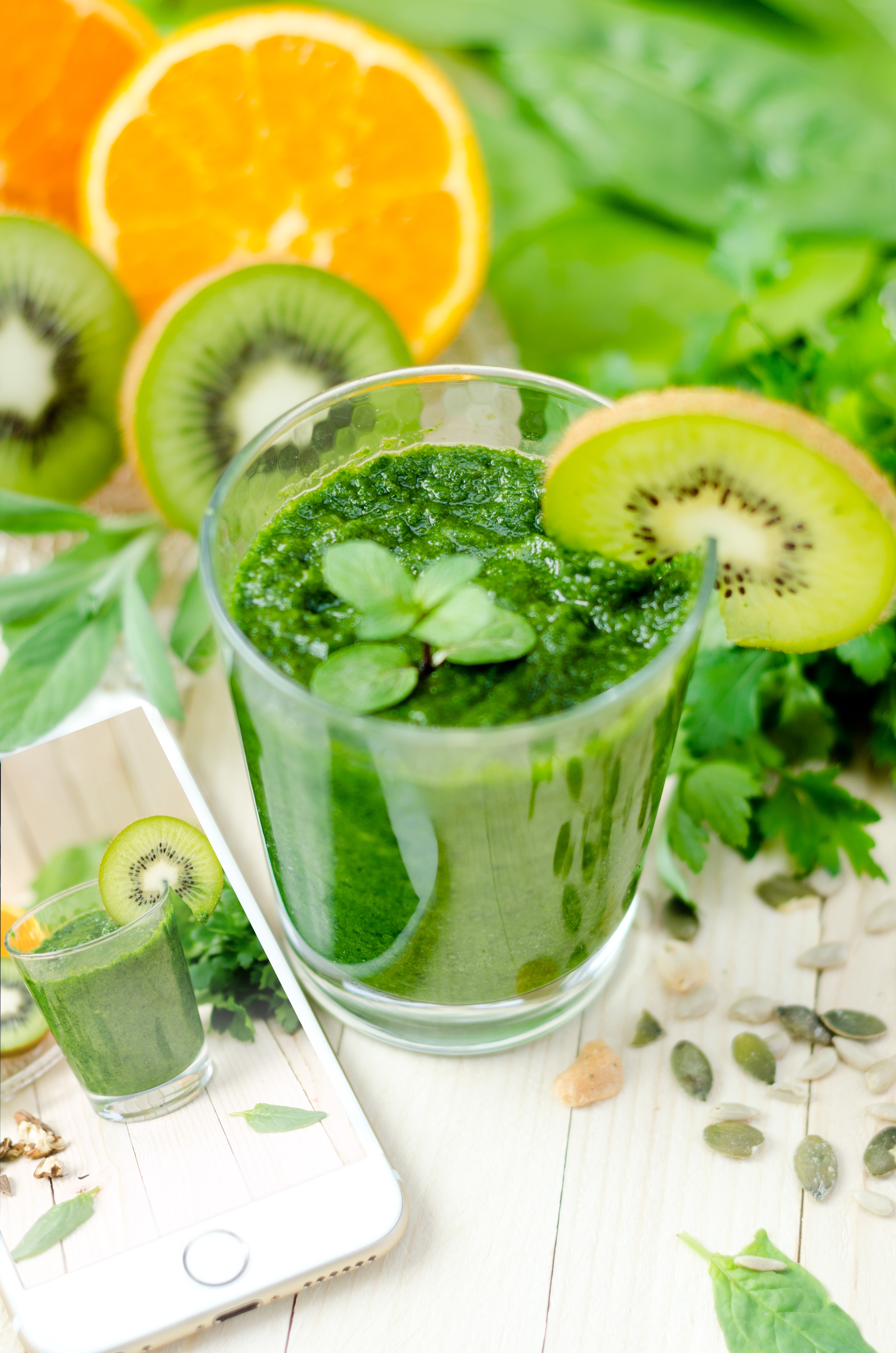 Detoxify with Green Smoothies